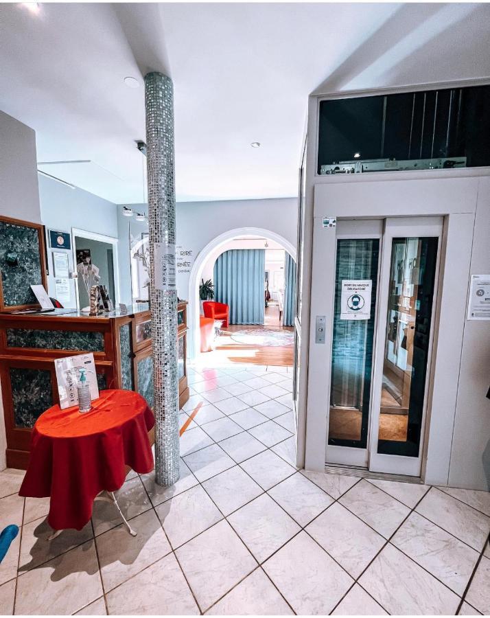 Hotel Le Divona "Au Coeur De Divonne" Buitenkant foto