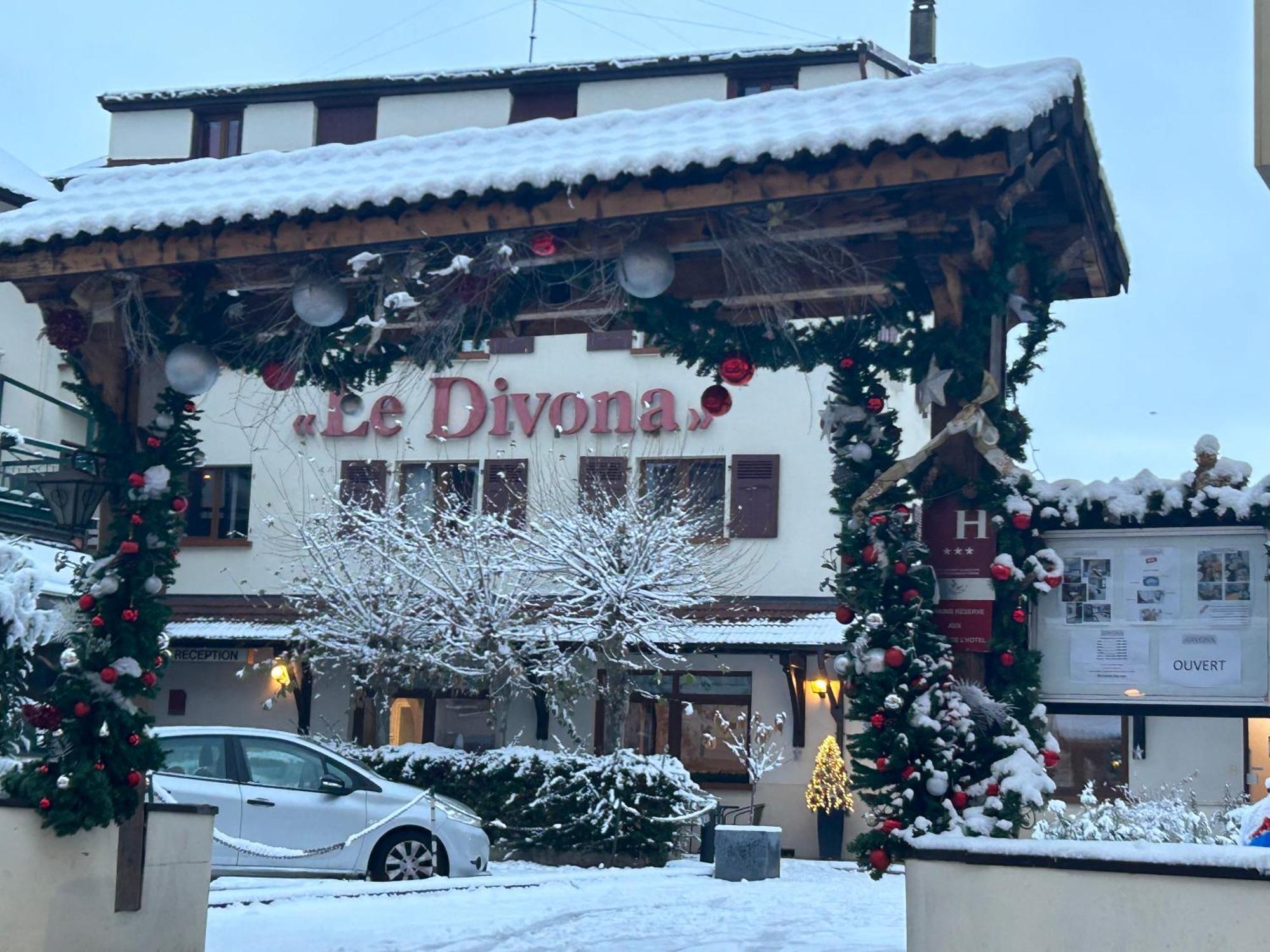 Hotel Le Divona "Au Coeur De Divonne" Buitenkant foto