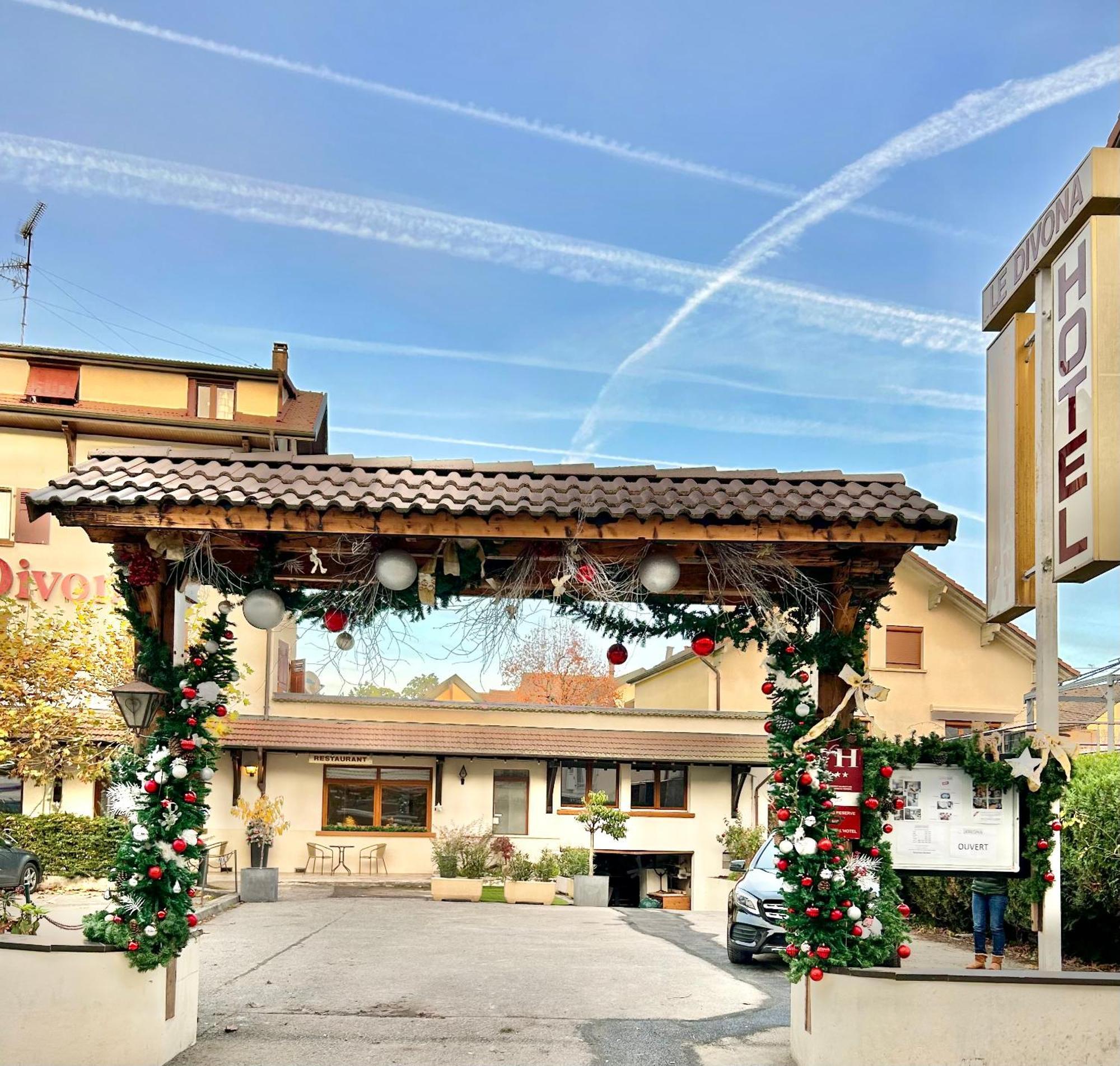 Hotel Le Divona "Au Coeur De Divonne" Buitenkant foto